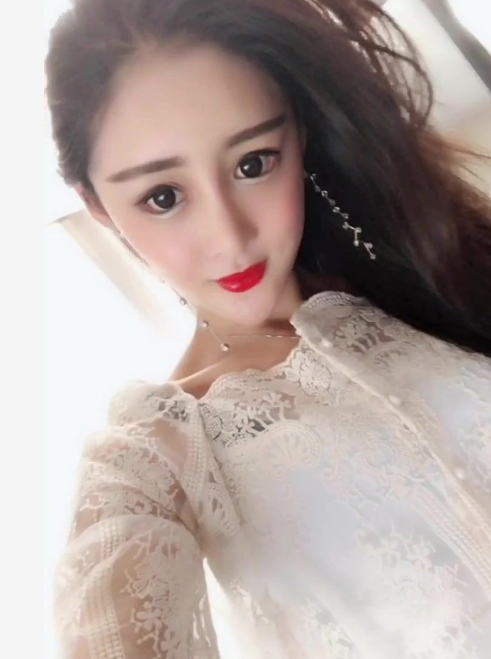 年轻小妹